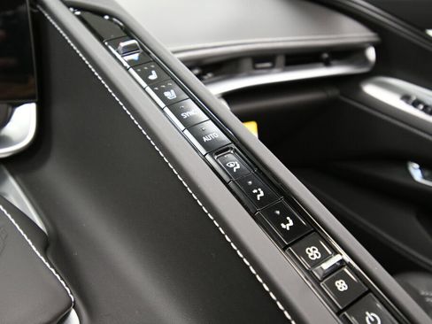 Used 2024 Chevrolet Corvette Z06 image 29