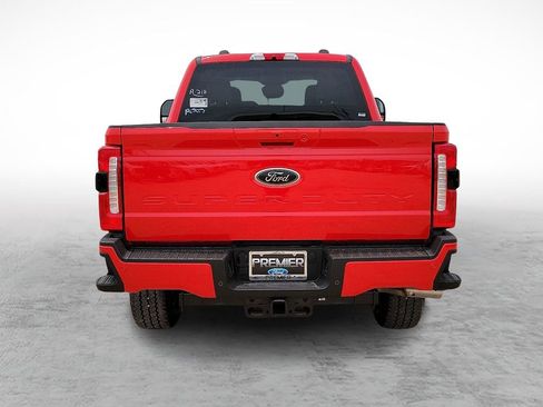 New 2025 Ford F250 XLT w/ Black Appearance Package AWD/4WD image 9