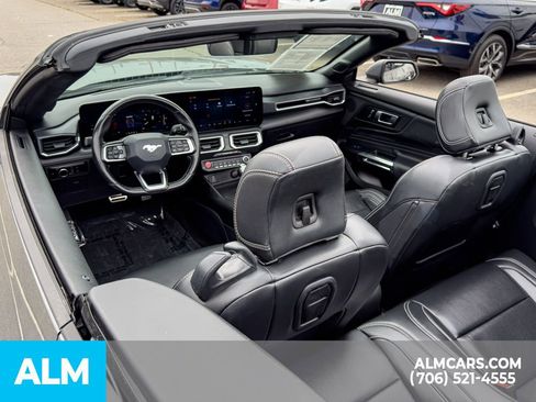 Used 2025 Ford Mustang Premium RWD image 27