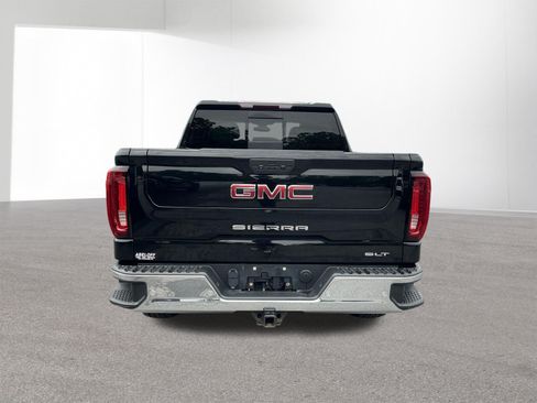 Used 2021 GMC Sierra 1500 SLT w/ SLT Premium Plus Package AWD/4WD image 4