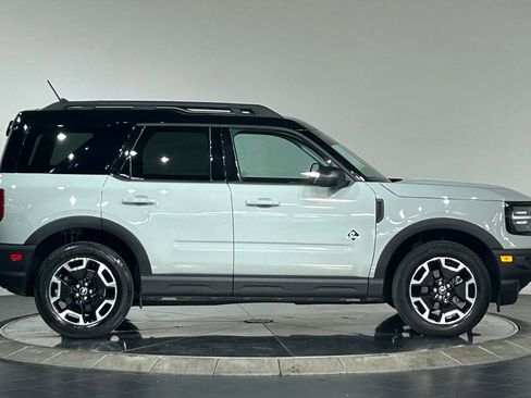Used 2023 Ford Bronco Sport Outer Banks AWD/4WD image 11