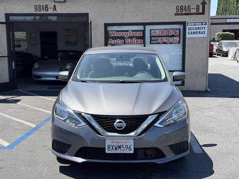 Used 2019 Nissan Sentra S w/ Appearance Package FWD image 2