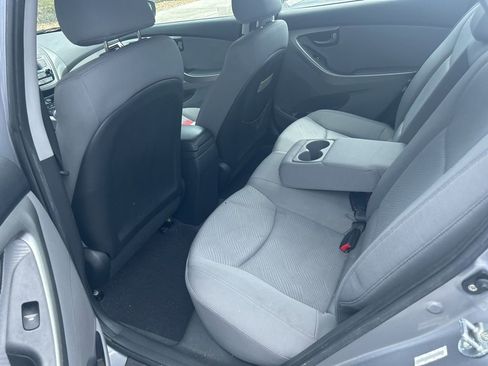 Used 2013 Hyundai Elantra GLS w/ Preferred Pkg FWD image 15