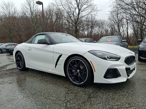 New 2026 BMW Z4 sDrive30i w/ Premium Package RWD image 1