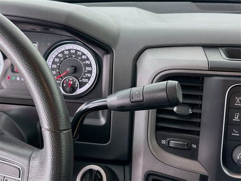 Used 2018 RAM 2500 Tradesman w/ Chrome Appearance Group image 16