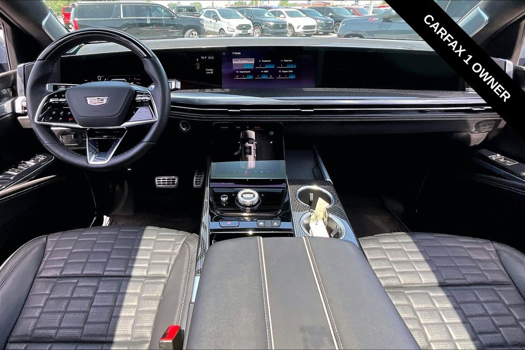 Used 2025 Cadillac Escalade V AWD/4WD image 5