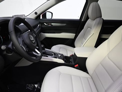 New 2025 MAZDA CX-5 AWD 2.5 S w/ Premium Plus Pkg image 13
