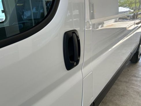 Used 2024 RAM ProMaster 3500 w/ Delivery Van Package FWD image 17