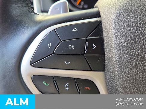 Used 2017 Jeep Grand Cherokee Altitude AWD/4WD image 27