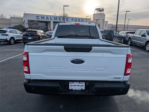 Used 2023 Ford F150 XL w/ Trailer Tow Package image 5