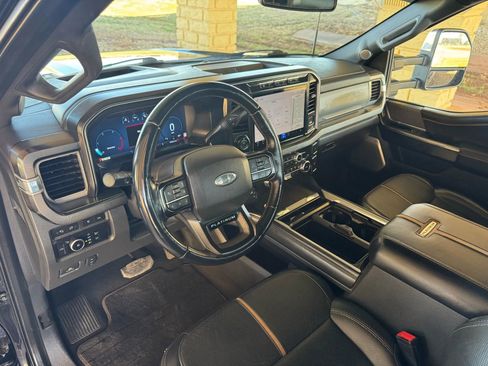 Used 2024 Ford F350 Platinum image 12