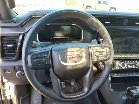 Used 2023 GMC Sierra 1500 AT4 w/ Technology Package AWD/4WD image 13