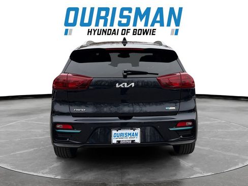 Used 2022 Kia Niro EX Premium image 5