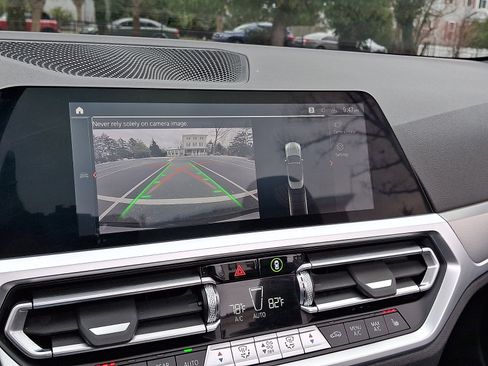 Used 2022 BMW 430i xDrive Convertible w/ Convenience Package image 17