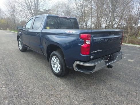 Used 2023 Chevrolet Silverado 1500 LT AWD/4WD image 2