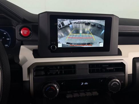 Used 2024 Toyota Tacoma TRD Sport AWD/4WD image 18