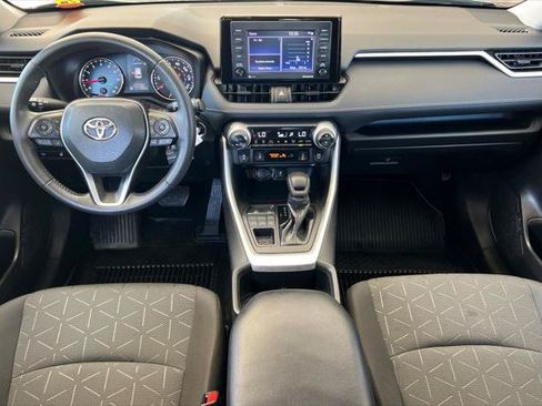 Certified 2022 Toyota RAV4 XLE w/ XLE Grade Weather Package AWD/4WD image 3
