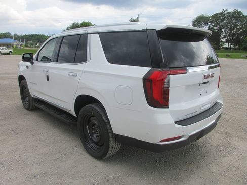 New 2026 GMC Yukon Elevation w/ Elevation Premium Package AWD/4WD image 6