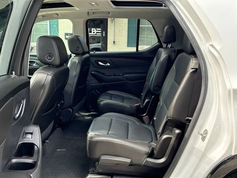 Used 2019 Chevrolet Traverse Premier w/ Redline Edition AWD/4WD image 34