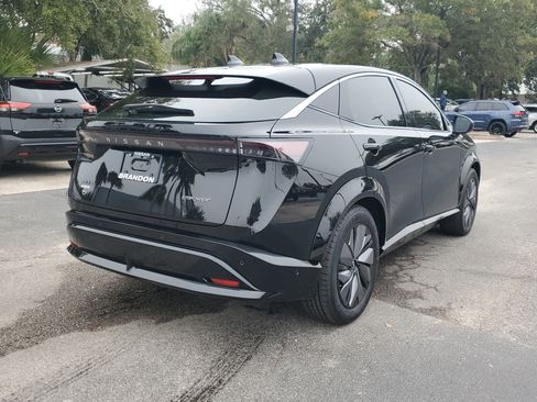 Used 2023 Nissan Ariya FWD image 7