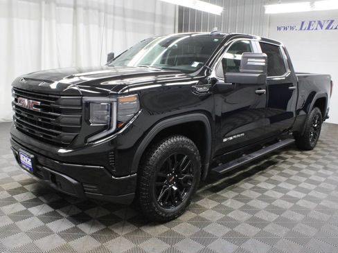 Used 2026 GMC Sierra 1500 Pro w/ Graphite Edition AWD/4WD image 9