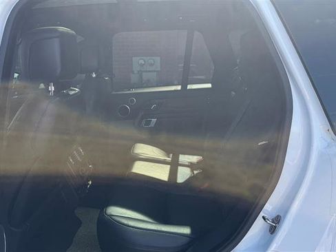 Used 2018 Land Rover Range Rover Supercharged image 24