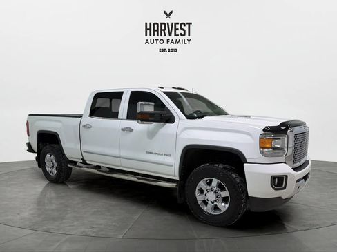 Used 2016 GMC Sierra 3500 Denali w/ Duramax Plus Package AWD/4WD image 9