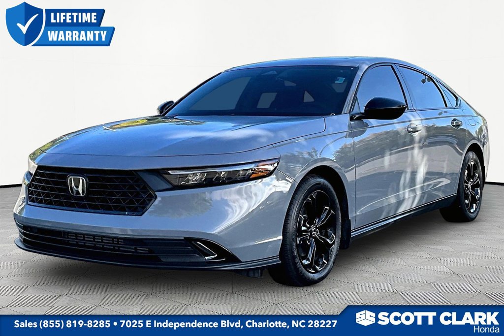 Used 2025 Honda Accord SE image 3