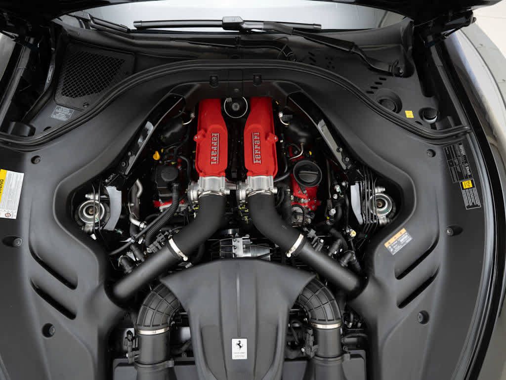 Used 2025 Ferrari Roma Spider RWD image 27