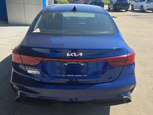 Used 2024 Kia Forte LXS image 7
