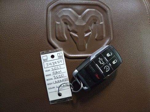 Used 2022 RAM 3500 Laramie image 44