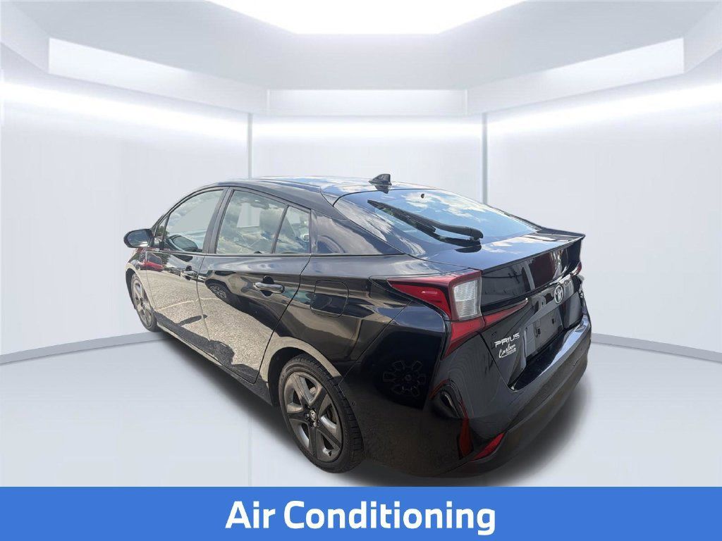 Used 2019 Toyota Prius XLE FWD image 8