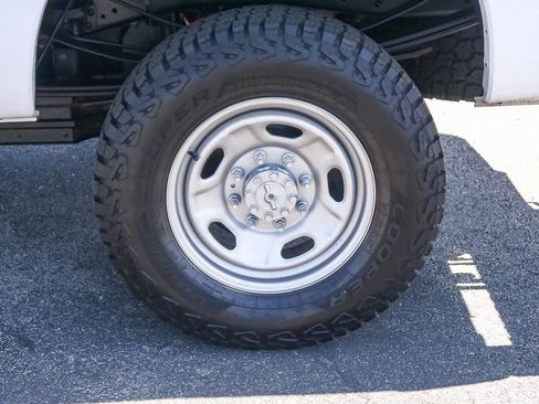 Used 2011 Ford F350 XL w/ Skid Plate Pkg AWD/4WD image 6