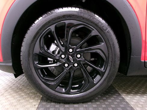 New 2027 Chevrolet Bolt RS w/ Technology Package FWD image 17