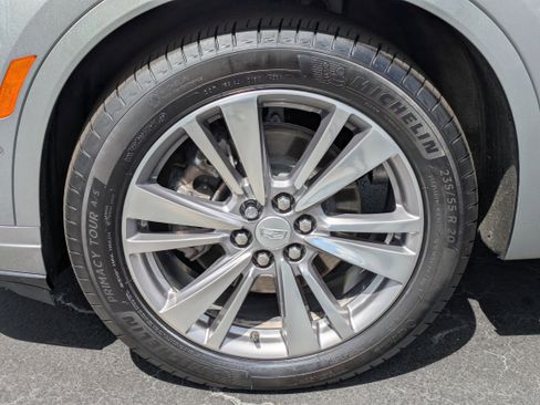 Used 2025 Cadillac XT6 Premium Luxury w/ Platinum Package AWD/4WD image 10