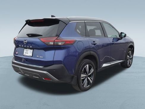 Used 2023 Nissan Rogue SL image 9