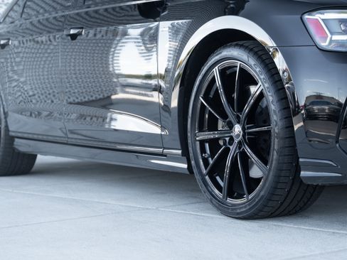 Certified 2022 Audi A8 L 3.0T w/ Executive Package image 38