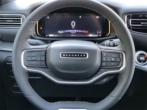 Used 2022 Jeep Wagoneer Series II image 33