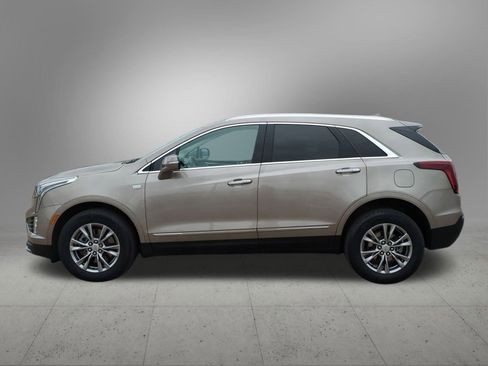 Certified 2023 Cadillac XT5 Premium Luxury image 3