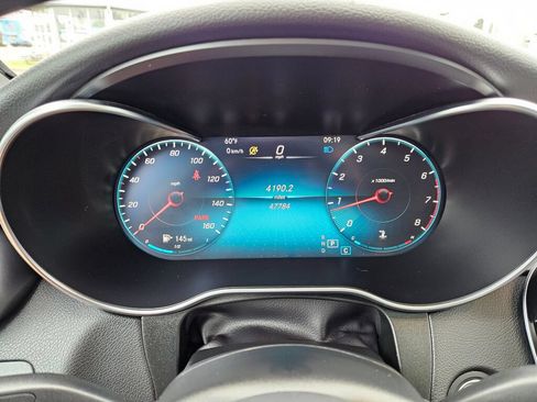 Used 2020 Mercedes-Benz GLC 300 4MATIC image 23