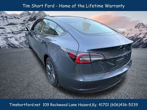 Used 2023 Tesla Model 3 Standard Range image 7