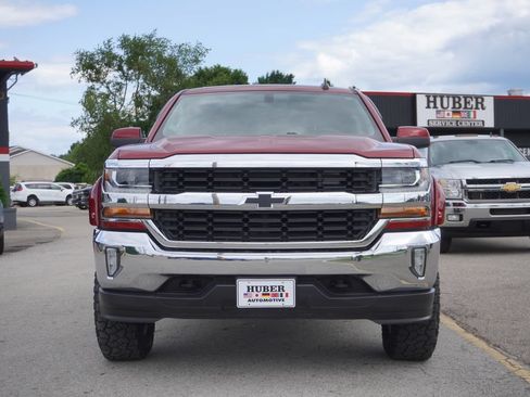 Used 2018 Chevrolet Silverado 1500 LT w/ All Star Edition AWD/4WD image 2