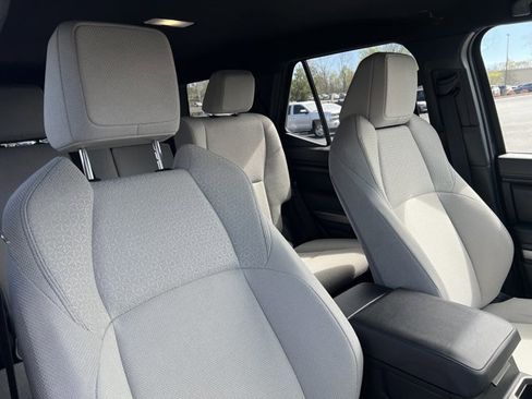 Used 2025 Toyota 4Runner SR5 image 24