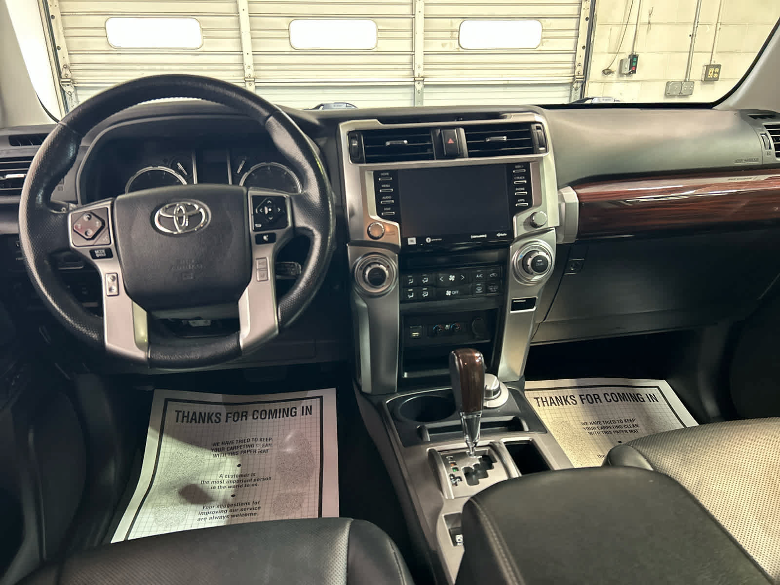 Used 2023 Toyota 4Runner Limited AWD/4WD image 4