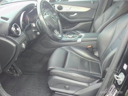 Used 2017 Mercedes-Benz GLC 300 4MATIC image 7