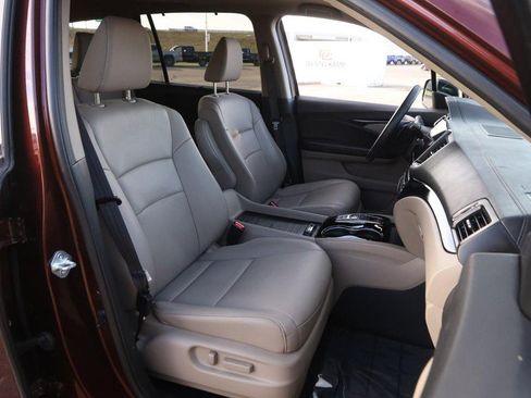 Used 2022 Honda Pilot Touring image 28