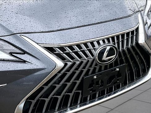Used 2022 Lexus ES 350 w/ Premium Package FWD image 30
