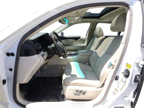 Used 2007 Lexus LS 460 L RWD image 11