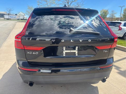 Used 2019 Volvo XC60 T6 Momentum w/ Multimedia Package AWD/4WD image 5