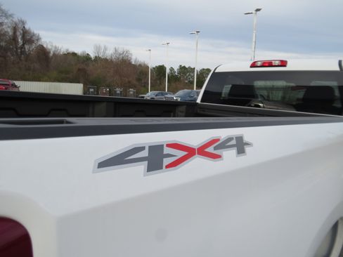 New 2025 Chevrolet Silverado 1500 W/T w/ WT Value Package image 20